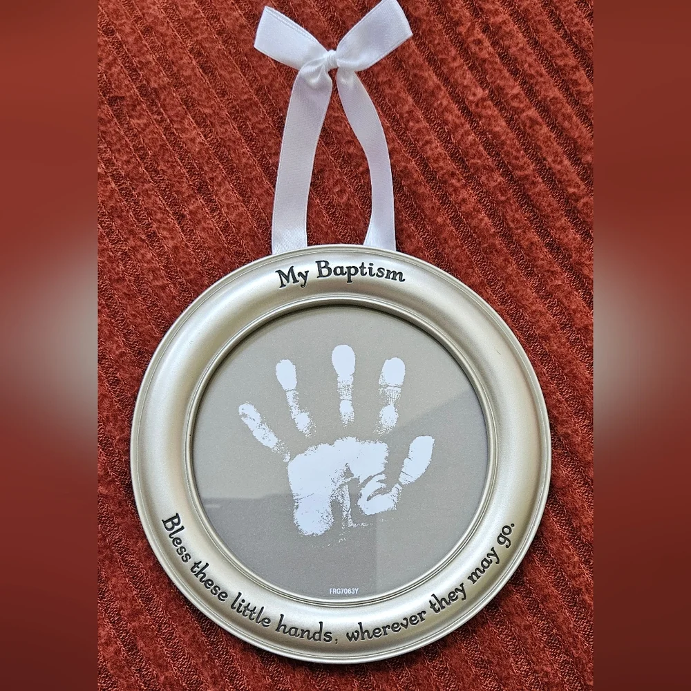 Hallmark handprint frame